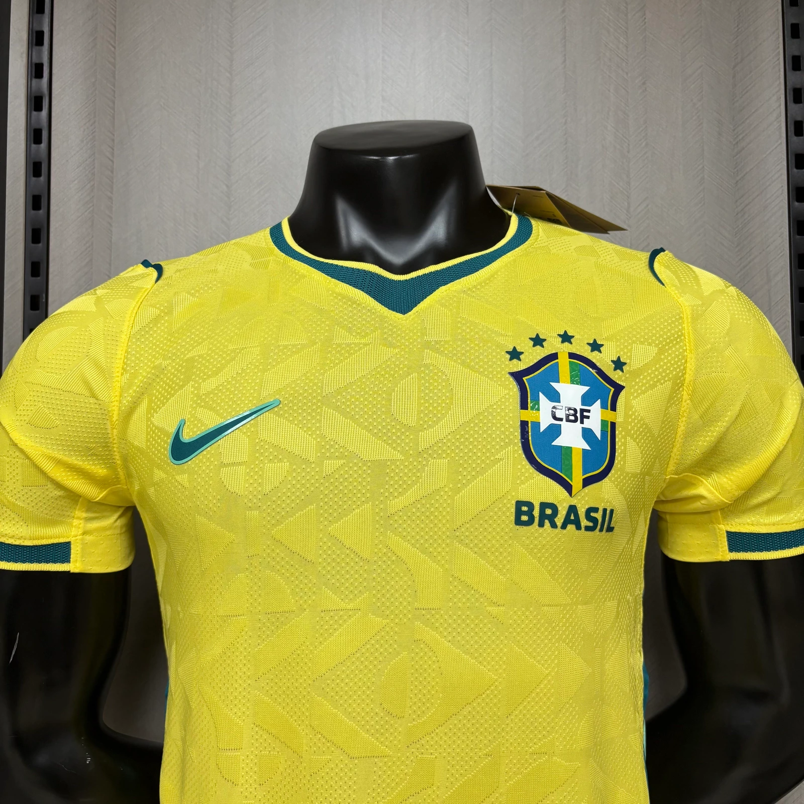 Camisa Brasil 2026 Amarela - Versão Jogador - foto 2