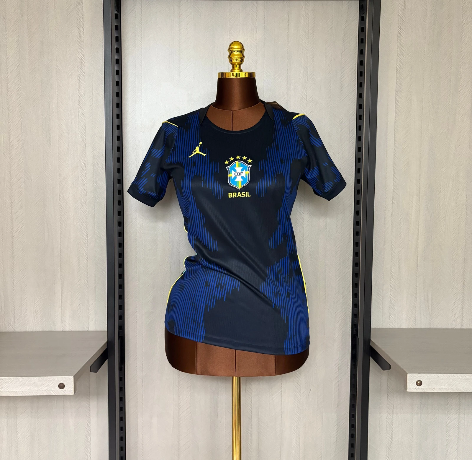 Camisa Brasil 2026 Azul - Versão Feminina